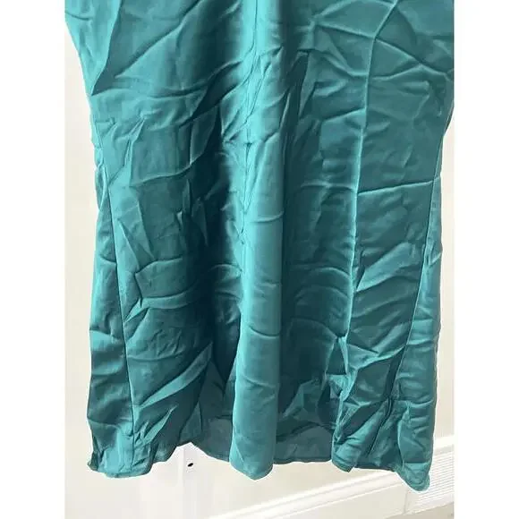 Show Me Your Mumu Jasmine Halter Mini Dress in Emerald Luxe - Picture 4 of 8